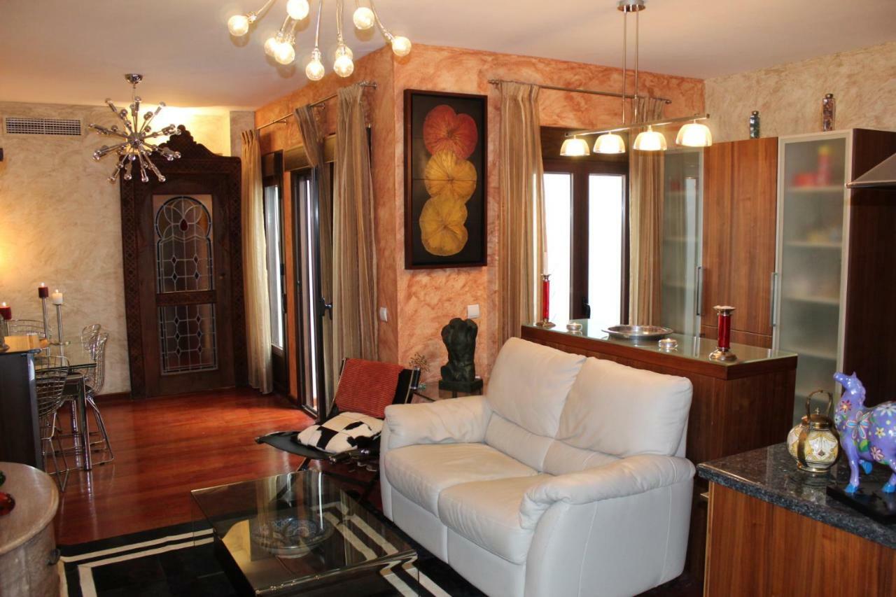 Apartamento Mandala - Centro รอนดา ภายนอก รูปภาพ